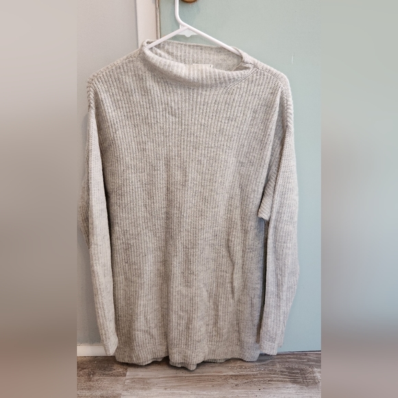 Small Gentle Fawn cozy pull over sweater - Picture 1 of 3